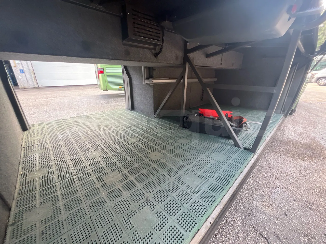 Irizar Scania K380EB - EUR4 - 279kW - 12m - internal frame rust check