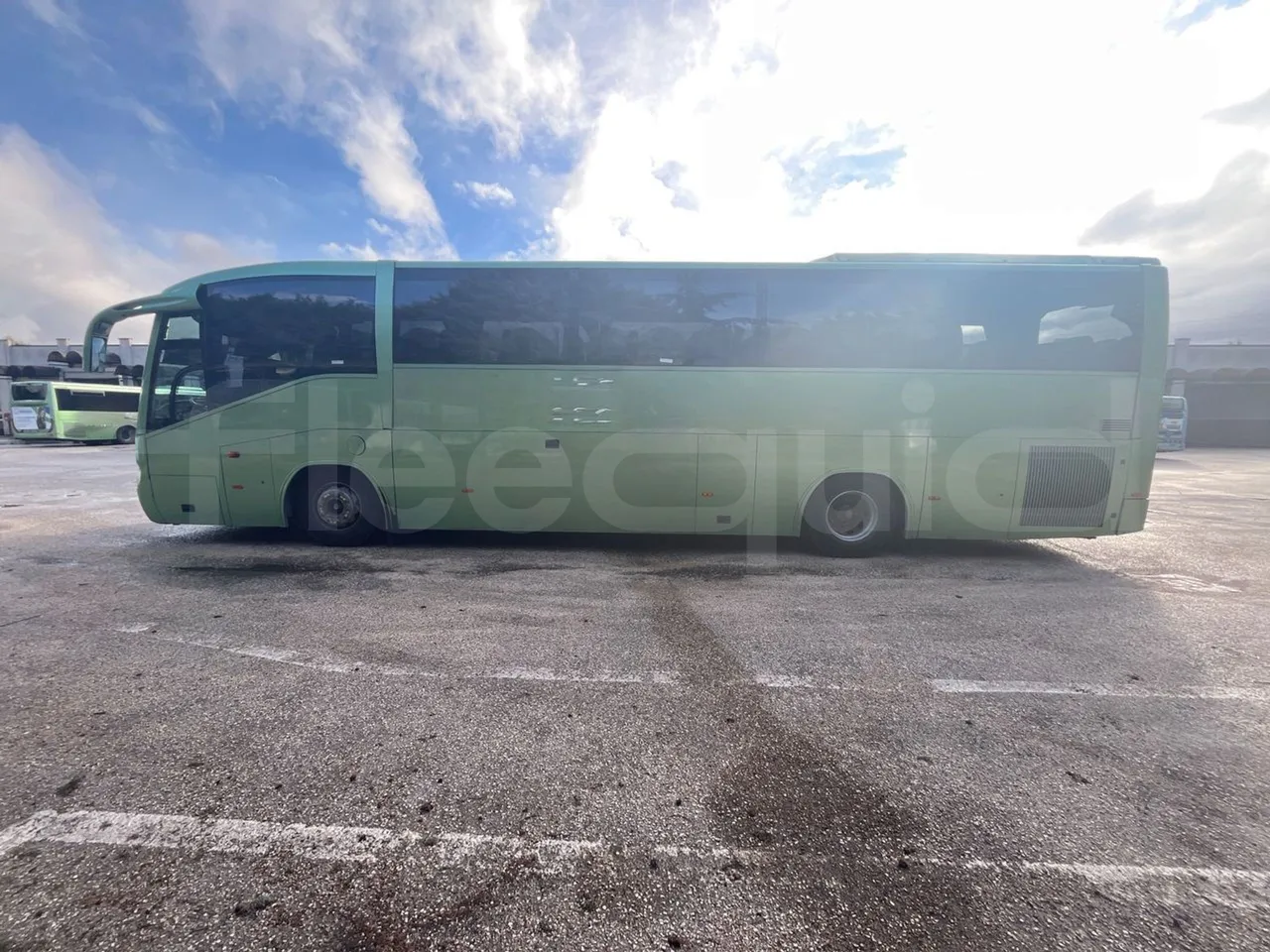 Irizar Scania K380EB - EUR4 - 279kW - 12m - left side photo