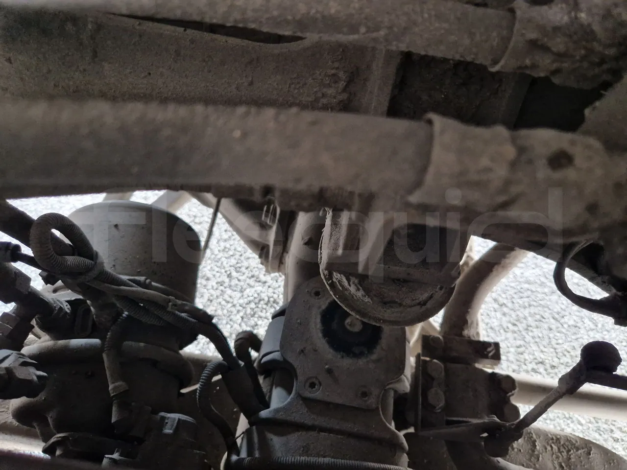 Setra S417 S417 UL/ Euro 5 - 260 Kw - 14,030 Mt - axle 2 caliper brakes left