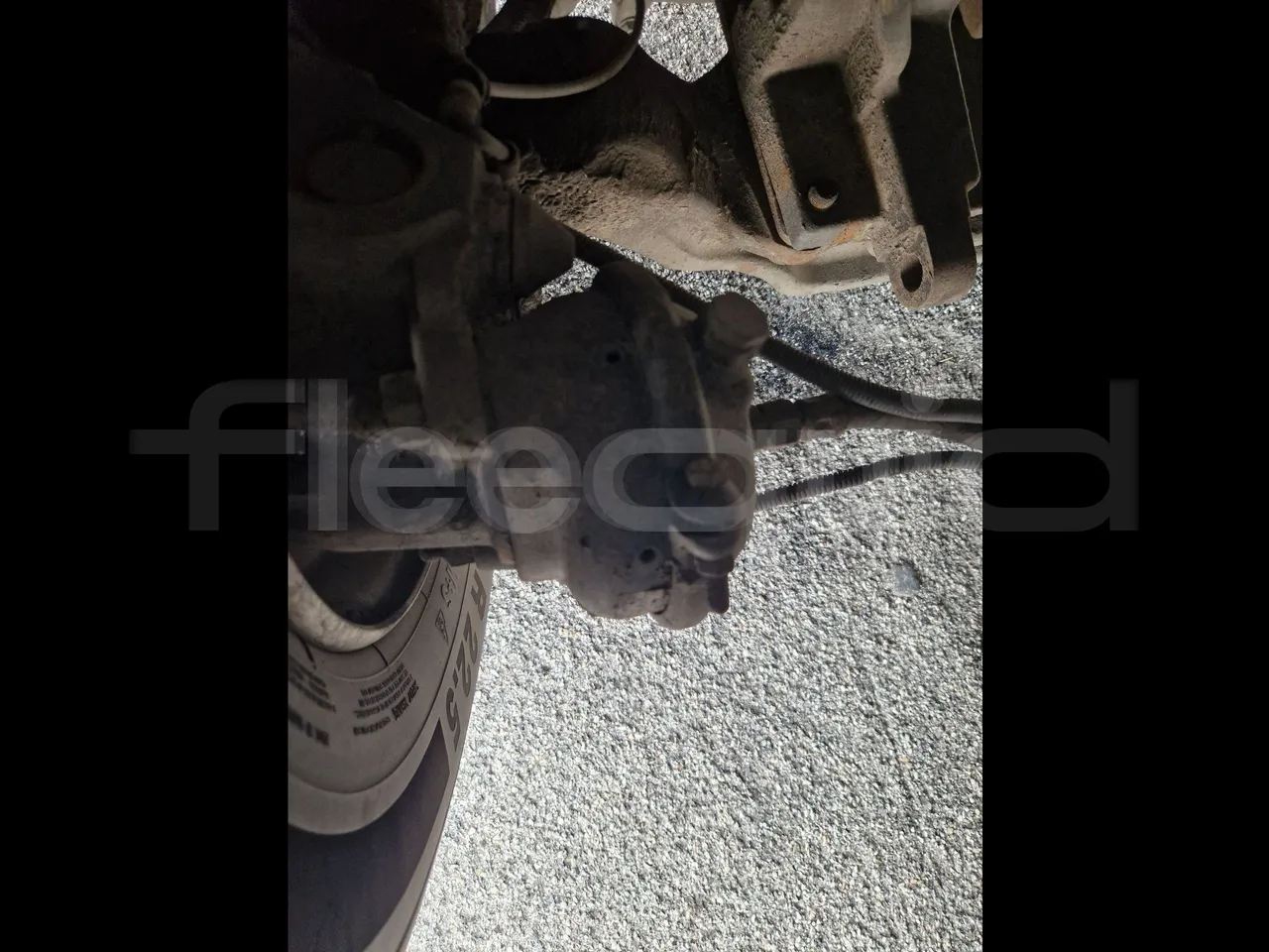 Setra S417 S417 UL/ Euro 5 - 260 Kw - 14,030 Mt - axel 3 caliper brakes right