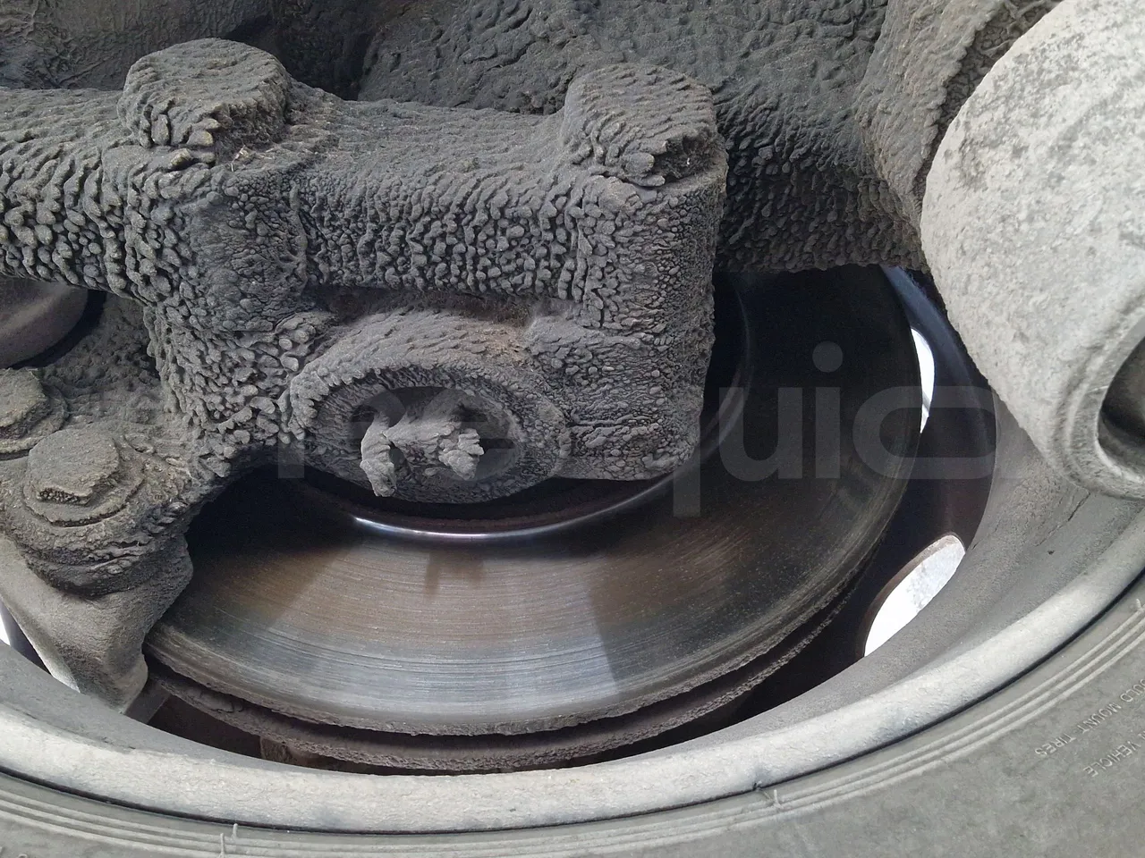 Setra S417 S417 UL/ Euro 5 - 260 Kw - 14,030 Mt - front discs left