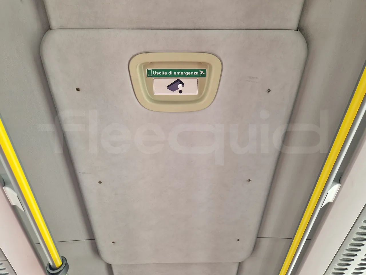 Setra S417 S417 UL/ Euro 5 - 260 Kw - 14,030 Mt - roof hatch 1