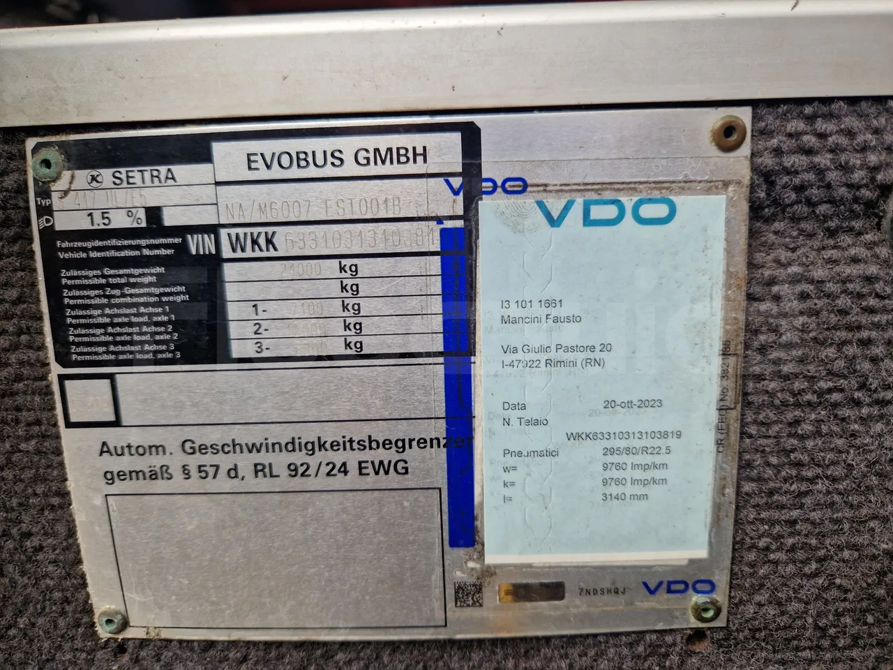 Setra S417 S417 UL/ Euro 5 - 260 Kw - 14,030 Mt - vehicle plate photo