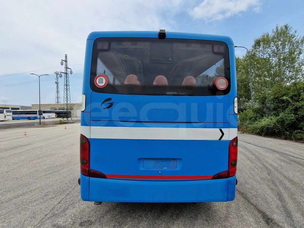 Setra S417 S417 UL/ Euro 5 - 260 Kw - 14,030 Mt - rear hatch closed