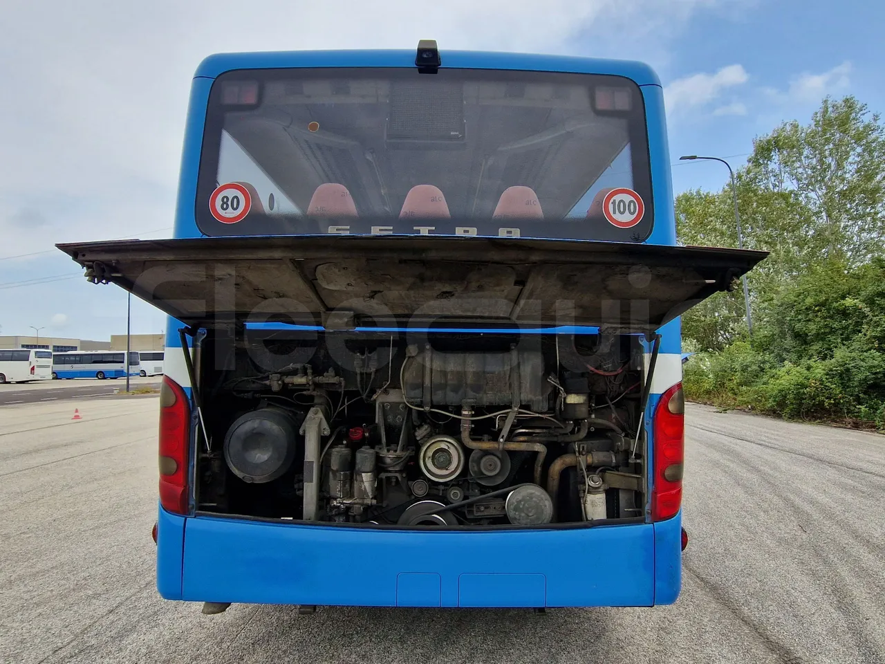 Setra S417 S417 UL/ Euro 5 - 260 Kw - 14,030 Mt - rear hatch open (mandatory for bus to scrap)