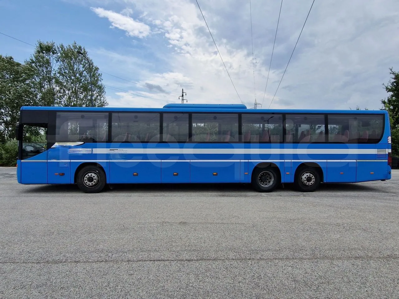 Setra S417 S417 UL/ Euro 5 - 260 Kw - 14,030 Mt - left side photo