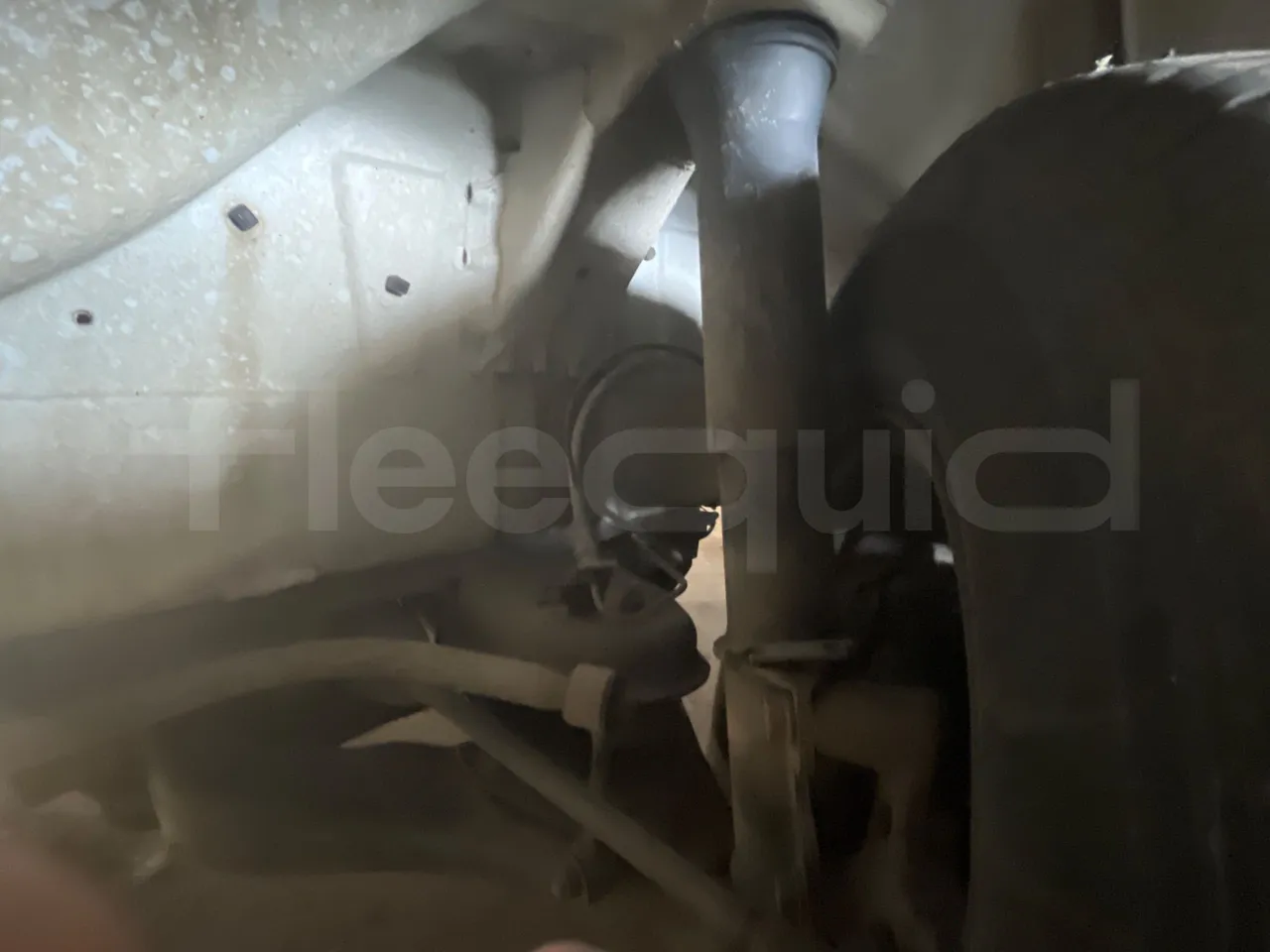 Mercedes-Benz Sprinter 312 - Euro 2 - 90kW - 6.535m - front air springs right