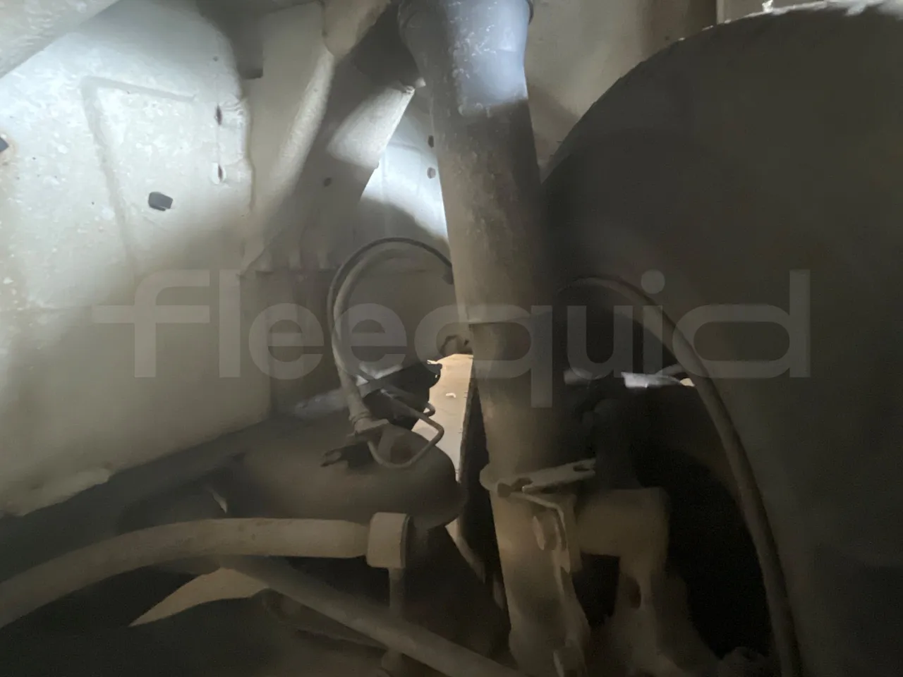 Mercedes-Benz Sprinter 312 - Euro 2 - 90kW - 6.535m - front shock absorbers right