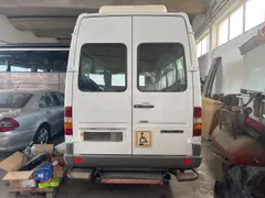 Mercedes-Benz Sprinter 312 - Euro 2 - 90kW - 6.535m - rear hatch closed