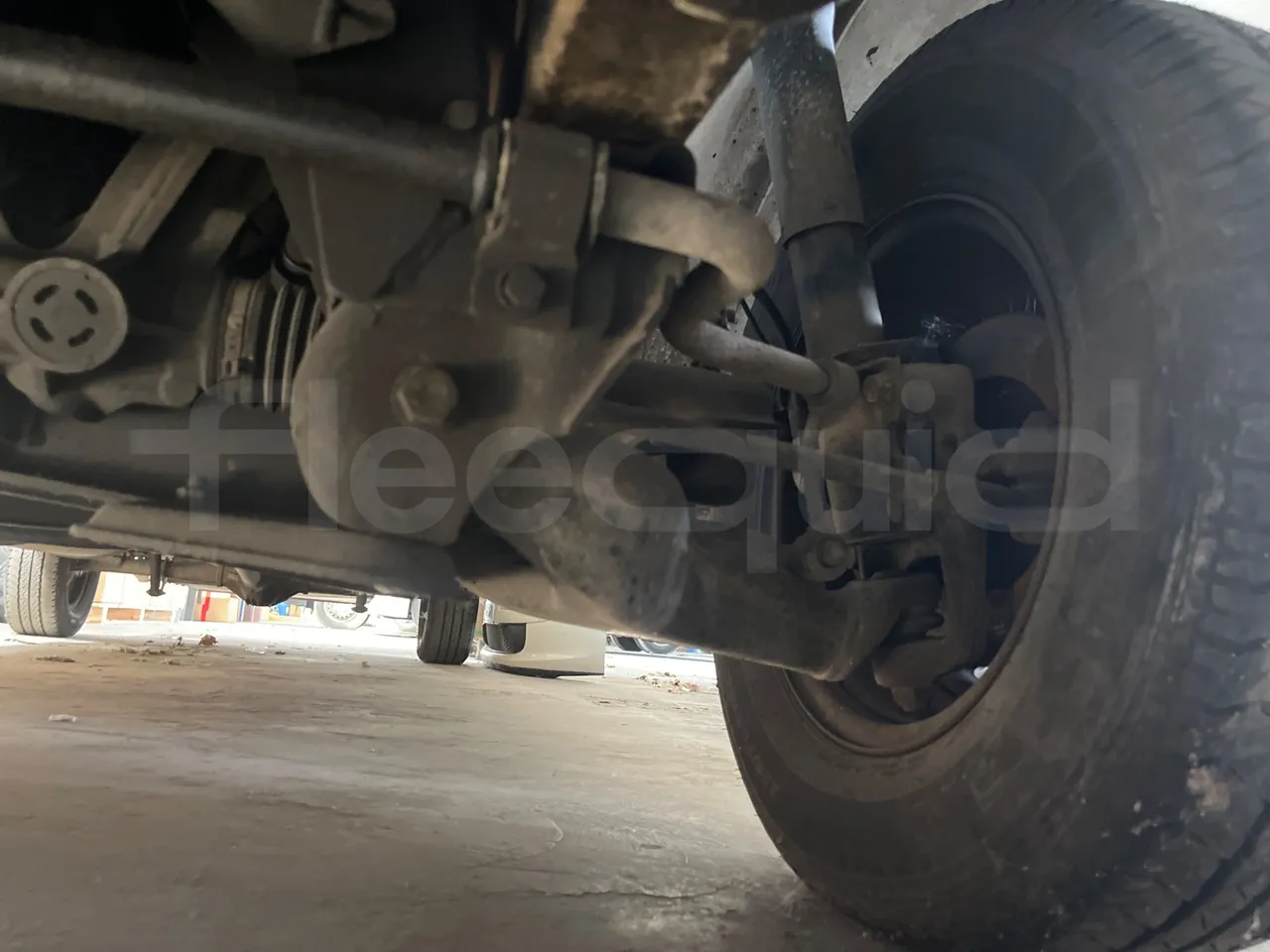 Mercedes-Benz Sprinter 312 - Euro 2 - 90kW - 6.535m - front axle left side