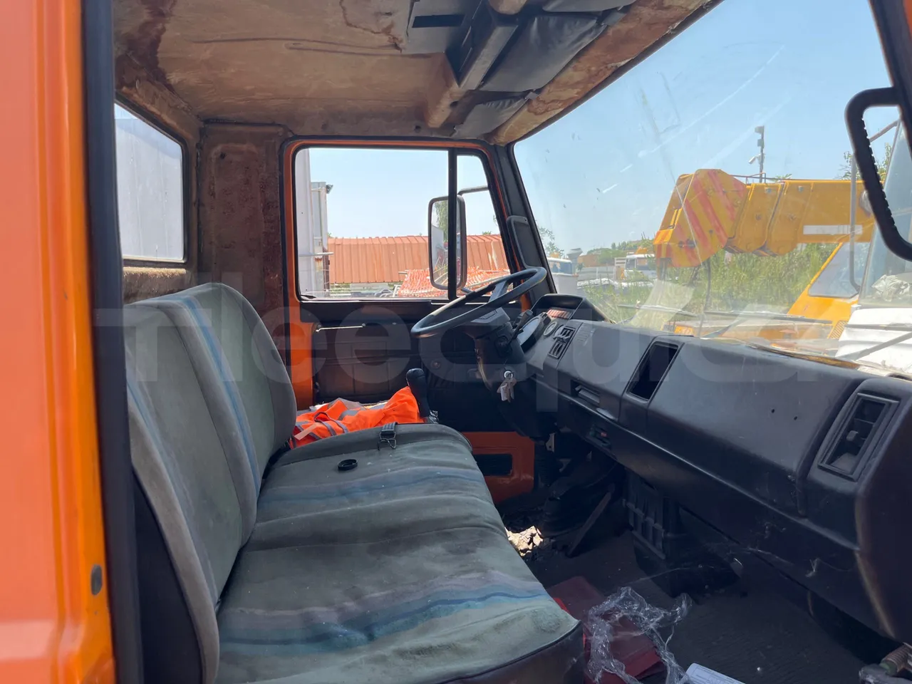 Iveco Fiat109 14.1.3 - EUR0 - 102kW - 7.77m - buttons panels on (mandatory for bus to scrap)