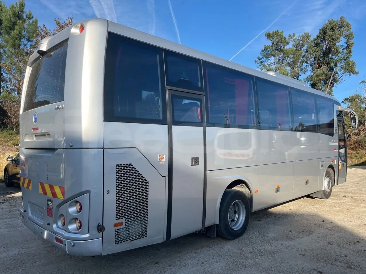 Temsa MD9 A VAR A3C - Euro5 - 184kW - 9.480mt - 3/4 right rear doors closed