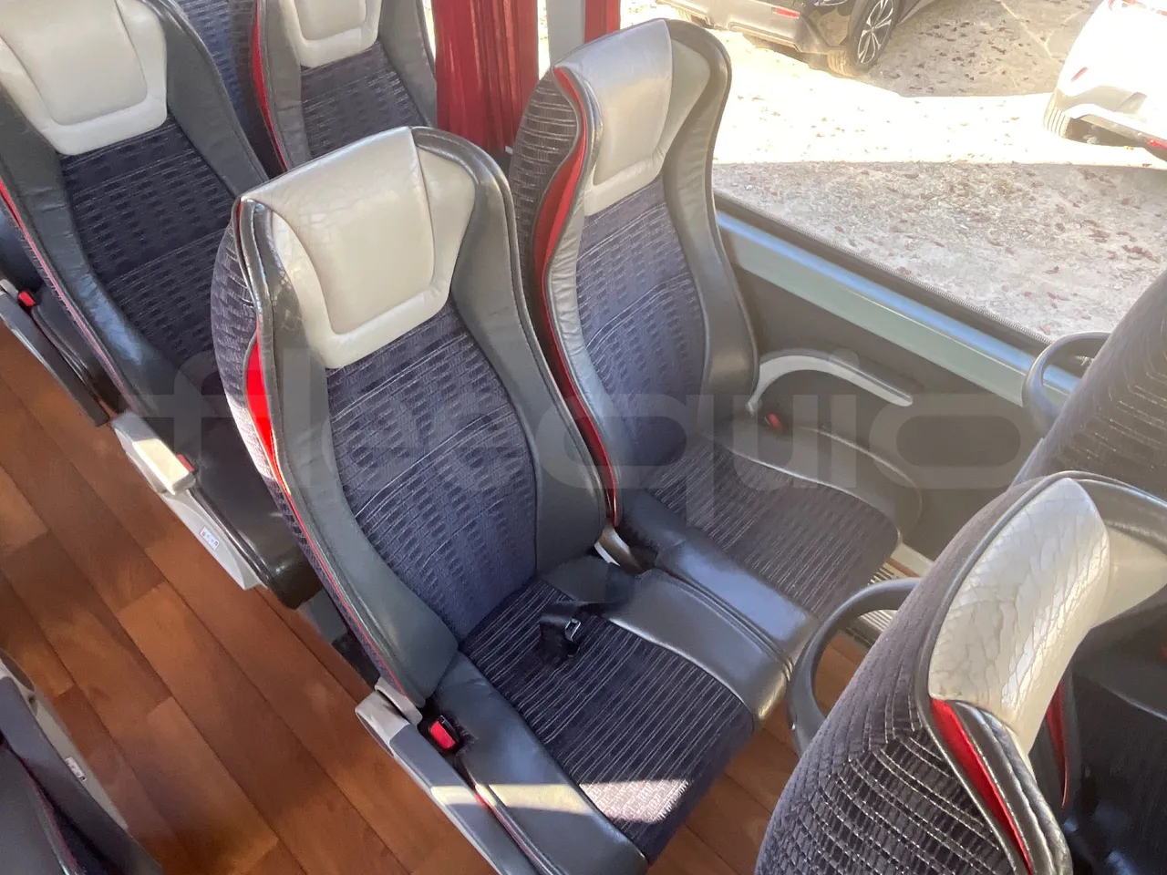 Temsa MD9 A VAR A3C - Euro5 - 184kW - 9.480mt - single seat detail