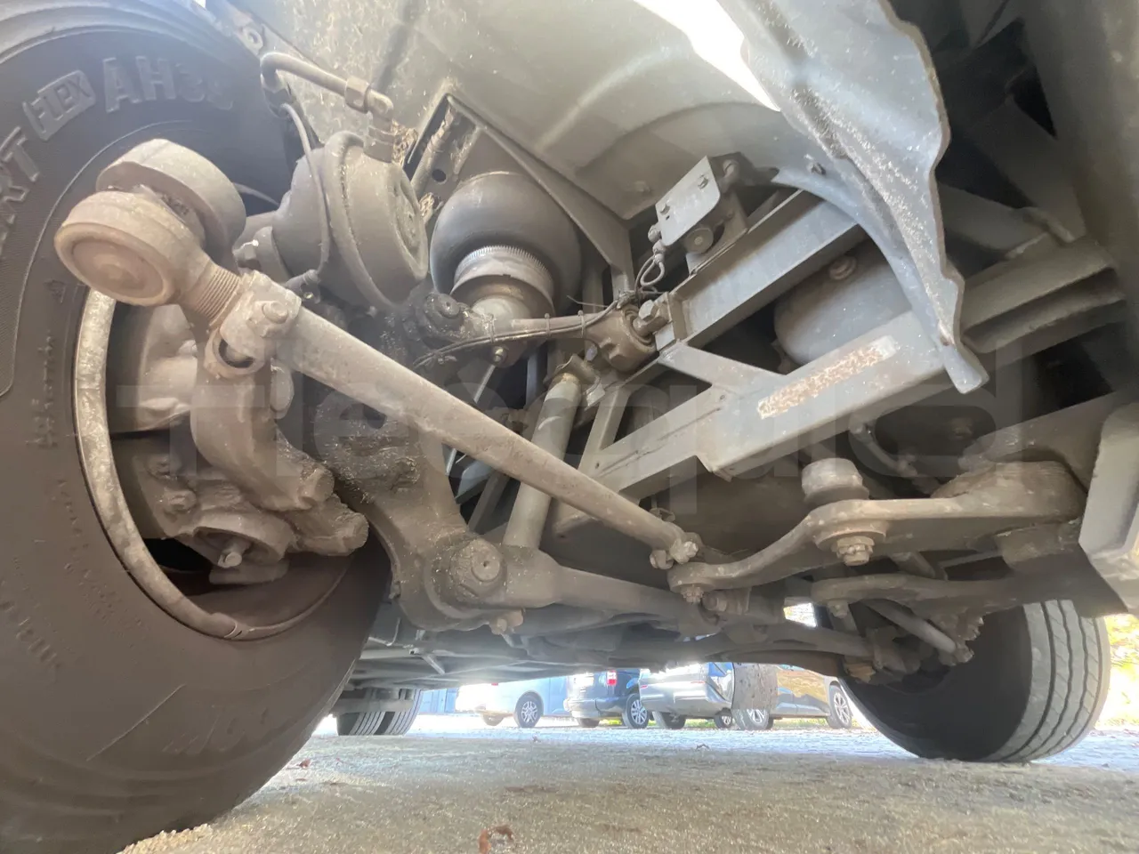 Temsa MD9 A VAR A3C - Euro5 - 184kW - 9.480mt - front shock absorbers right