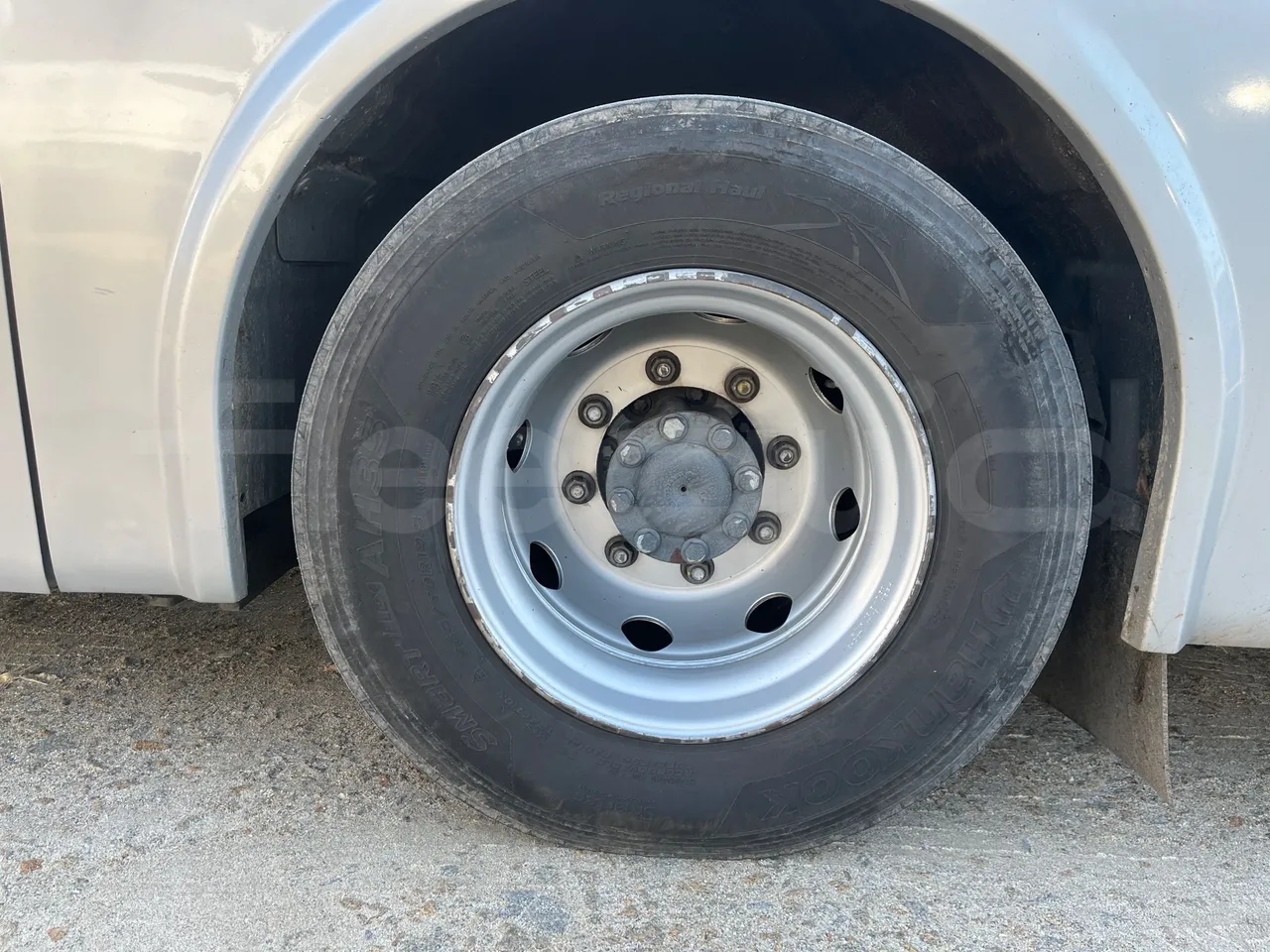 Temsa MD9 A VAR A3C - Euro5 - 184kW - 9.480mt - tread condition front tires right