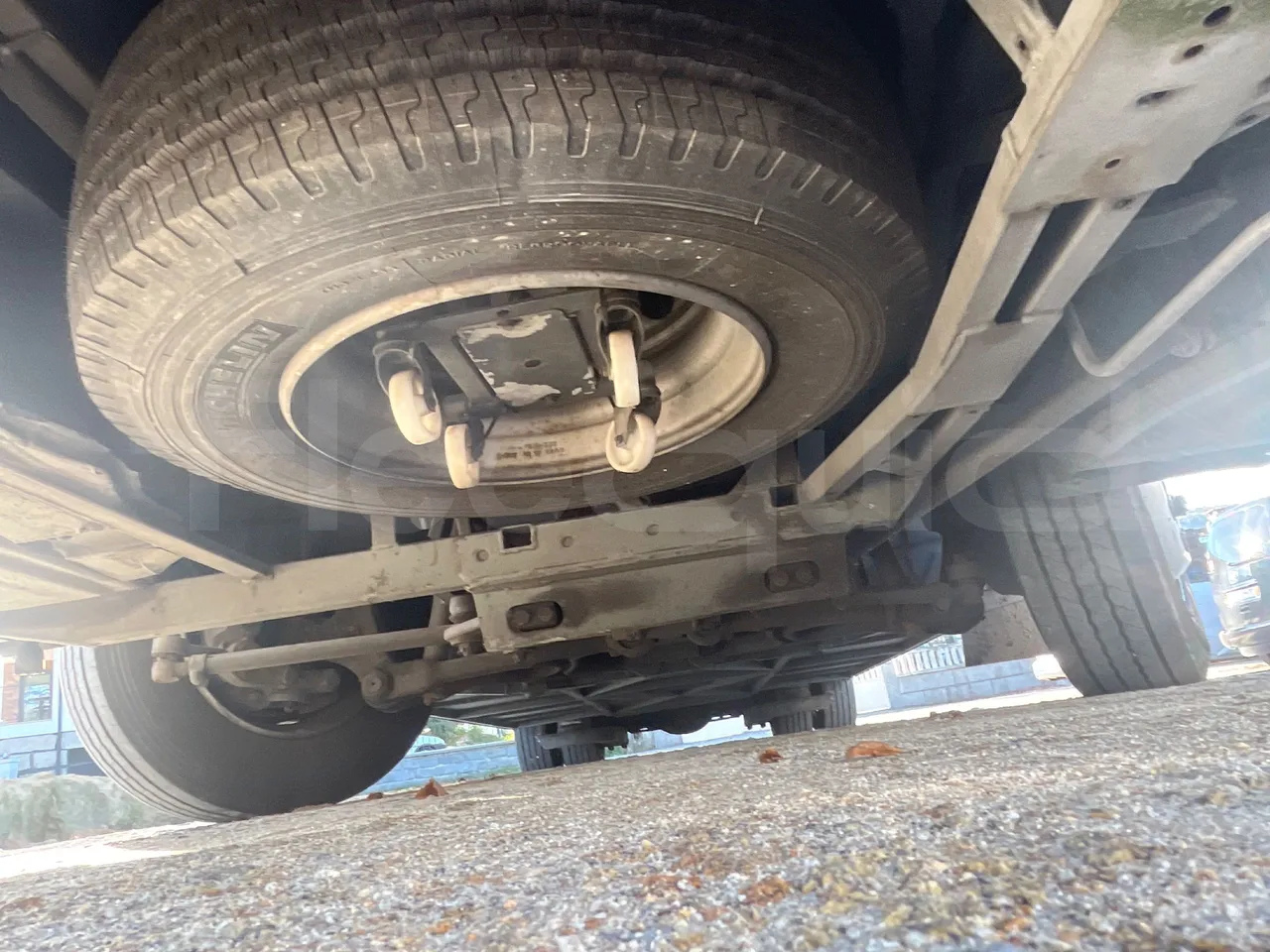 Temsa MD9 A VAR A3C - Euro5 - 184kW - 9.480mt - front undercarriage from front