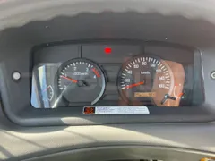 ISUZU Novo Novo Ultra/ Euro 5 - 140 Kw - 7,305 Mt - dashboard lights on