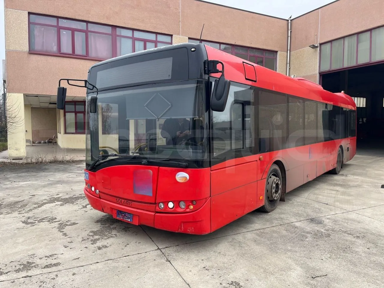 Solaris Urbino 12 - Euro6 - 240kW - 12mt - 3/4 front left