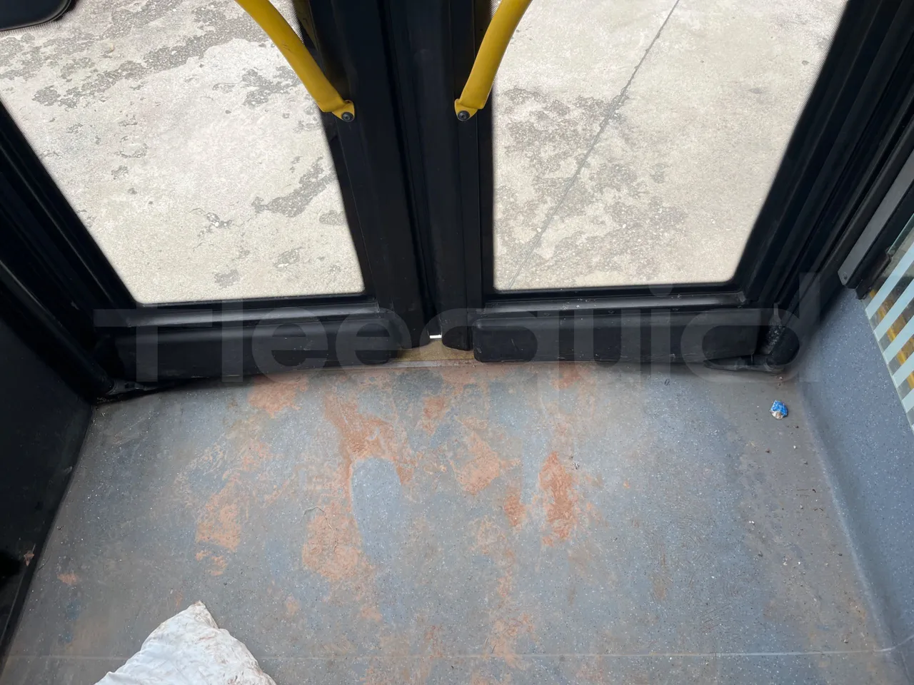 Solaris Urbino 12 - Euro6 - 240kW - 12mt - door mechanism photo