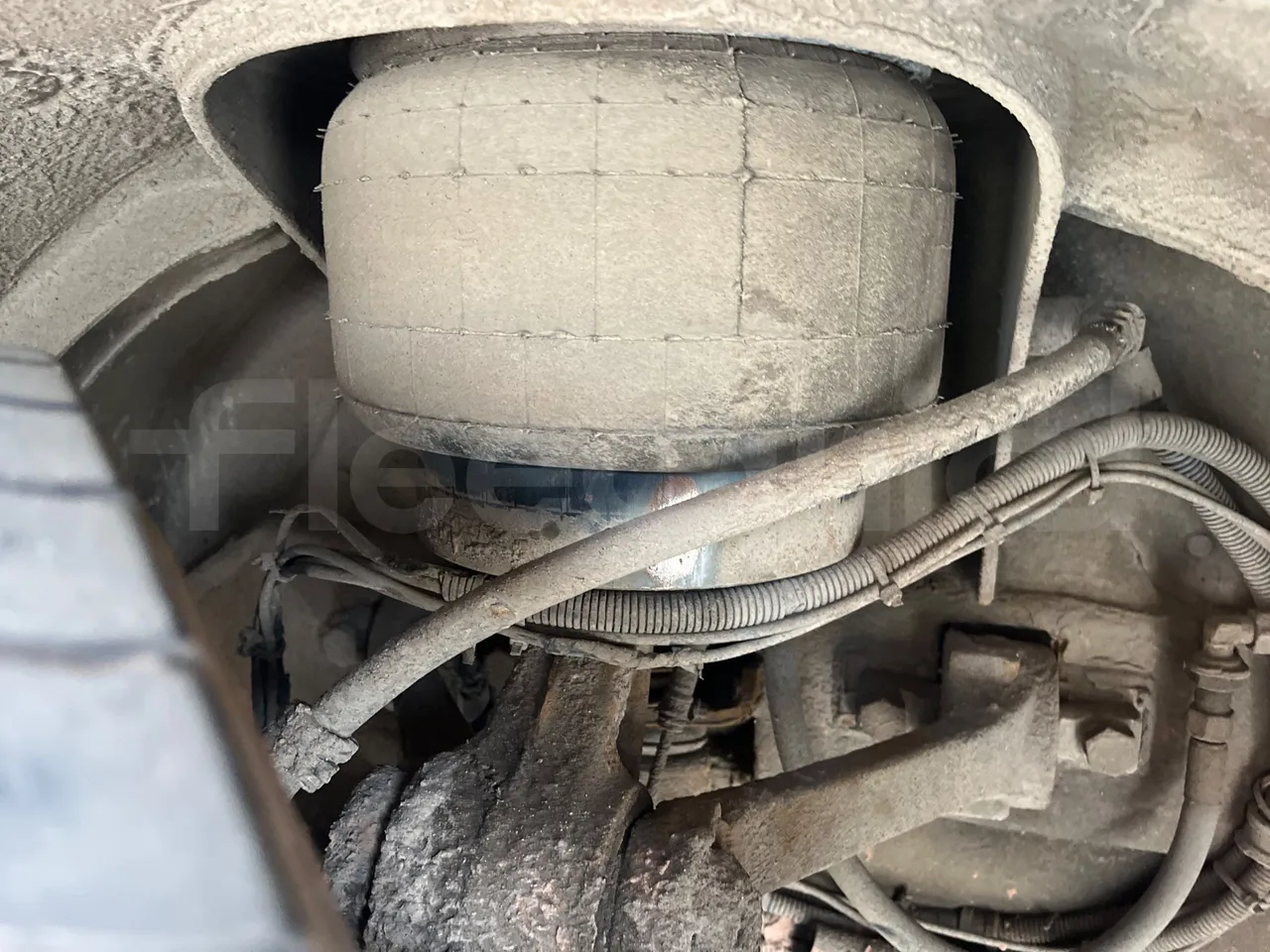 Solaris Urbino 12 - Euro6 - 240kW - 12mt - front air springs right