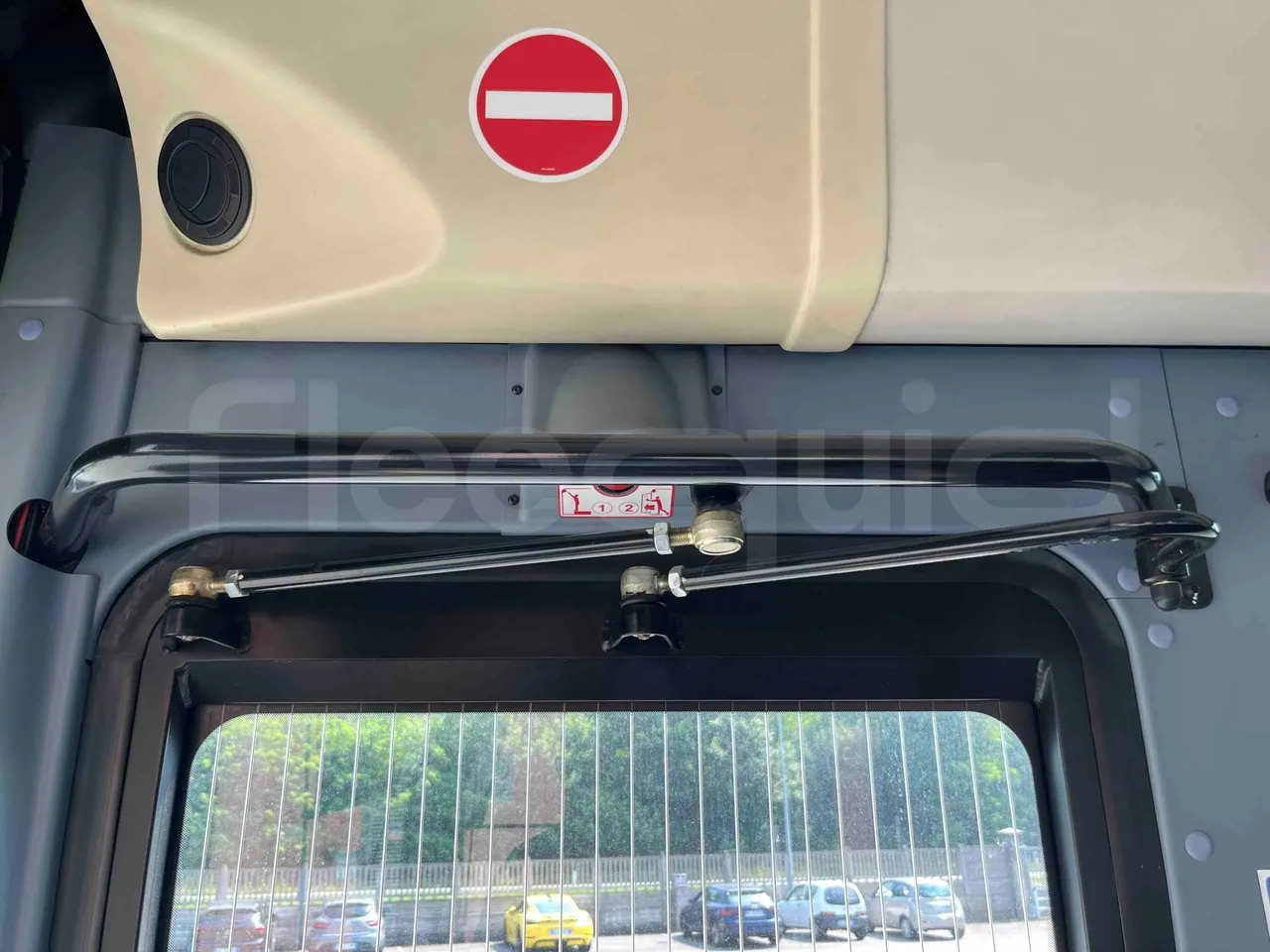 Iveco Crossway - hostes microphone accessories photo