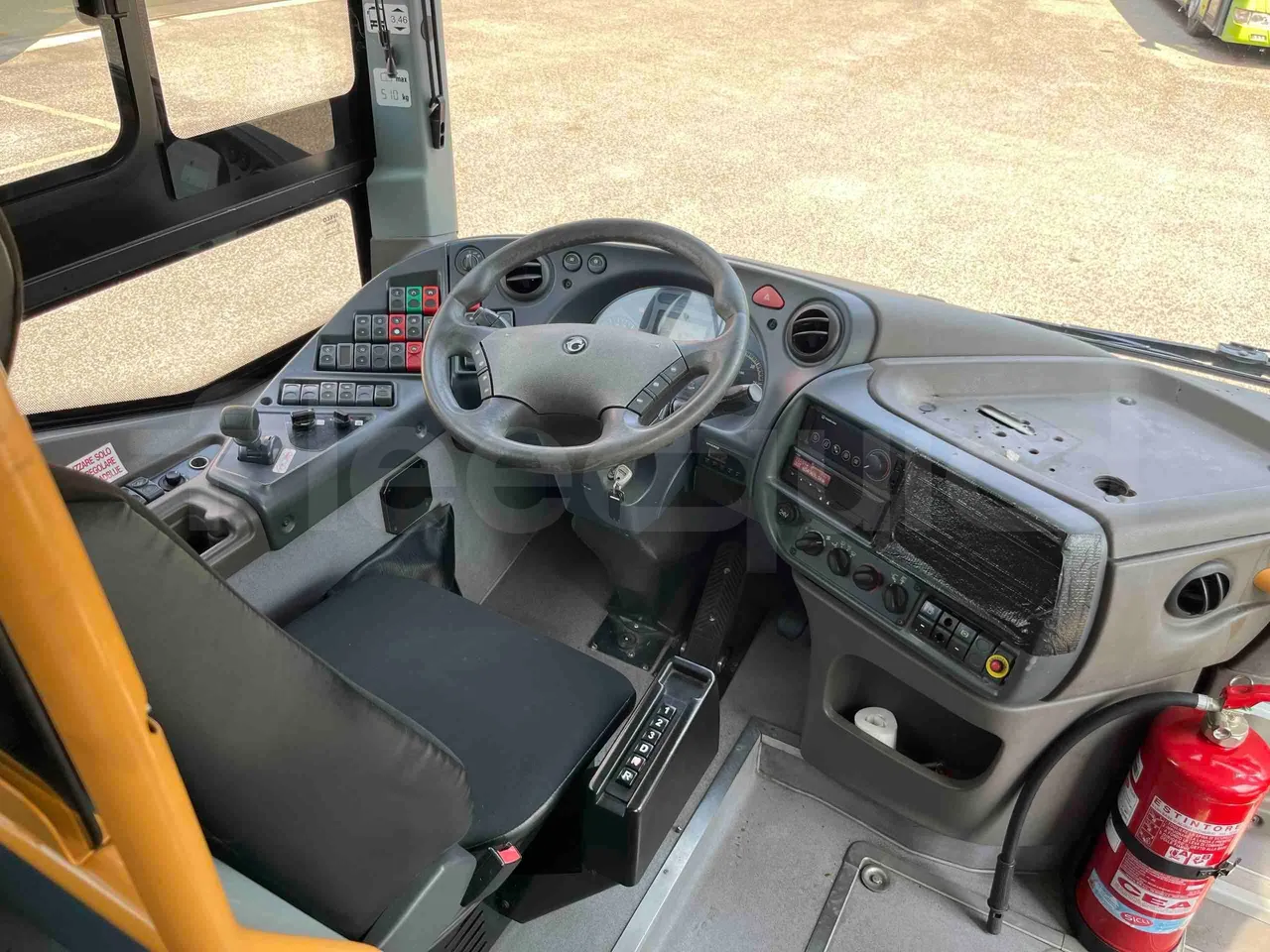 Iveco Crossway - buttons panels on
