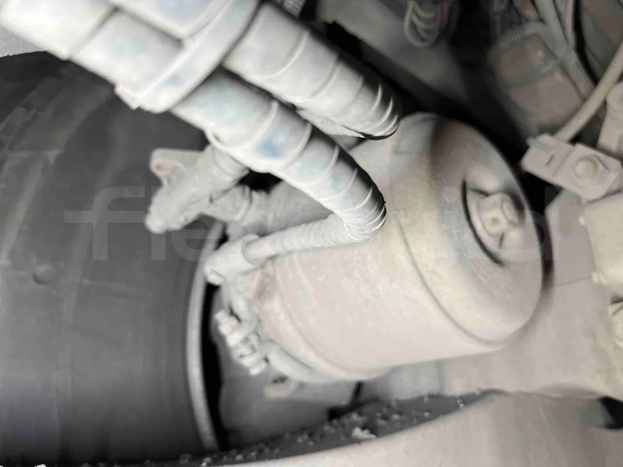 Iveco Crossway - axle 2 caliper brakes left