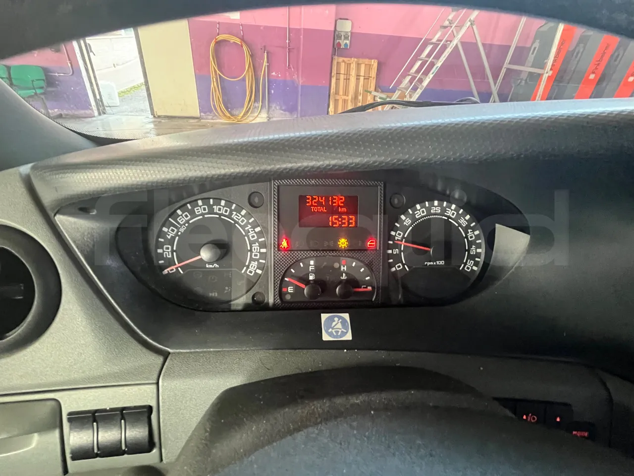 Iveco A50 A50-E4-21-B/ Euro 4 - 130 Kw - 6,948 Mt - dashboard lights on