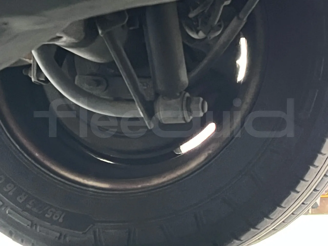 Iveco A50 A50-E4-21-B/ Euro 4 - 130 Kw - 6,948 Mt - axle 2 discs left