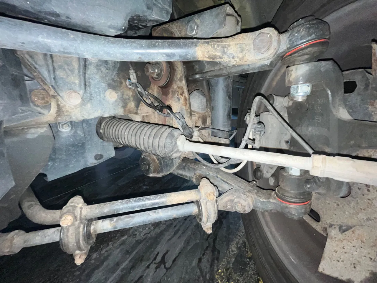 Iveco A50 A50-E4-21-B/ Euro 4 - 130 Kw - 6,948 Mt - front brake calipers left