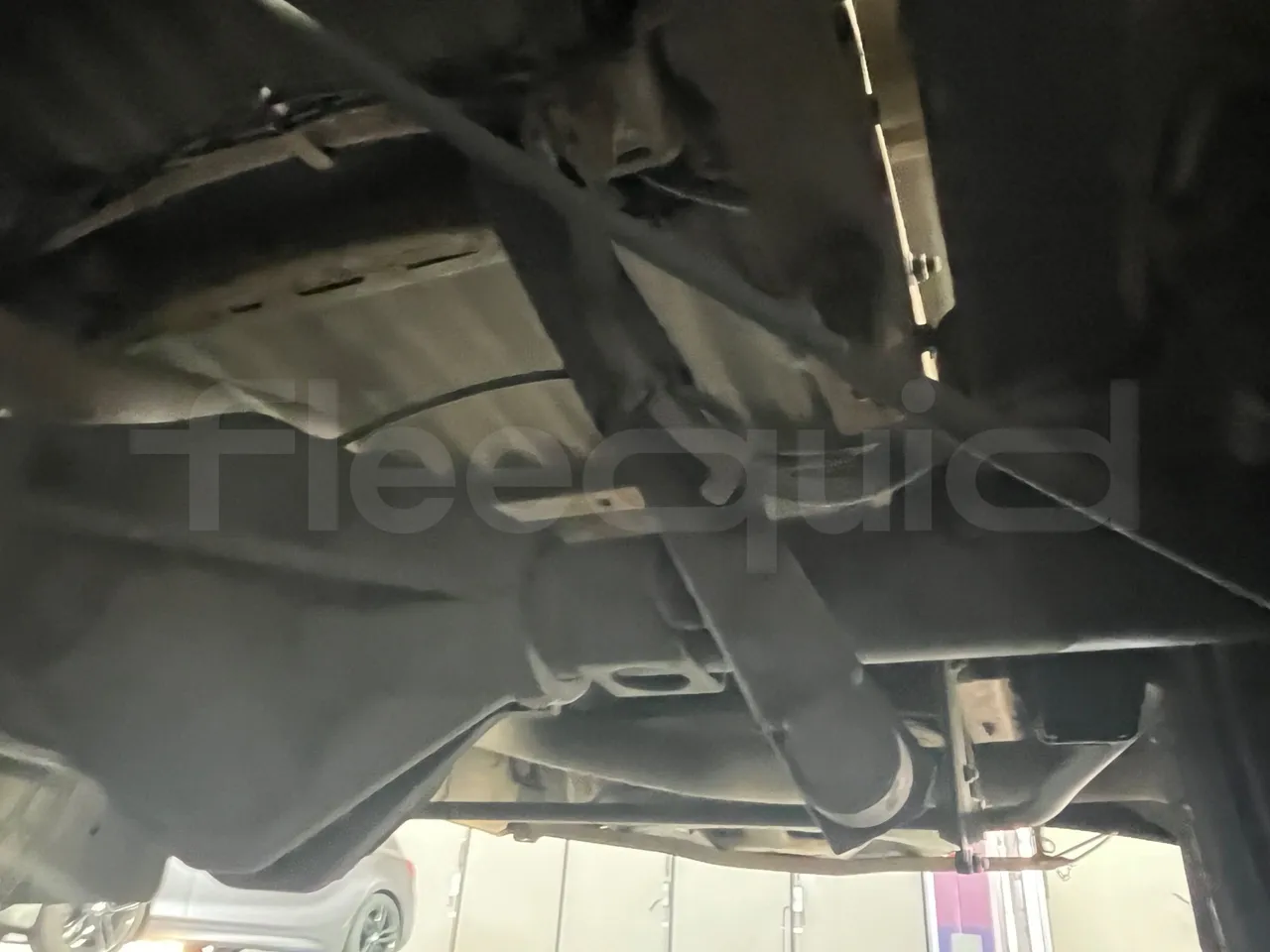 Iveco A50 A50-E4-21-B/ Euro 4 - 130 Kw - 6,948 Mt - axle 2 shock absorbers 1 left