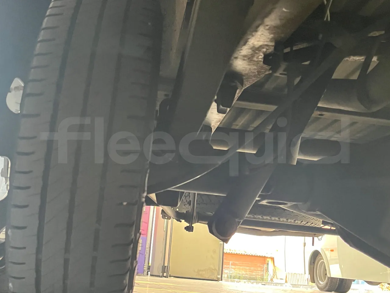 Iveco A50 A50-E4-21-B/ Euro 4 - 130 Kw - 6,948 Mt - axle 2 shock absorbers 2 left