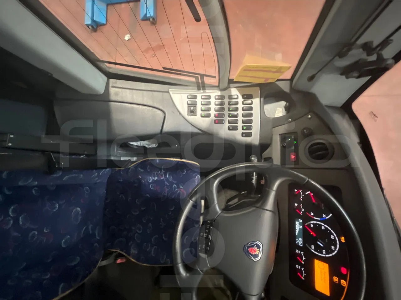 Irizar Scania K380EB - EUR4 - 279kW - 12m - onboard devices 1