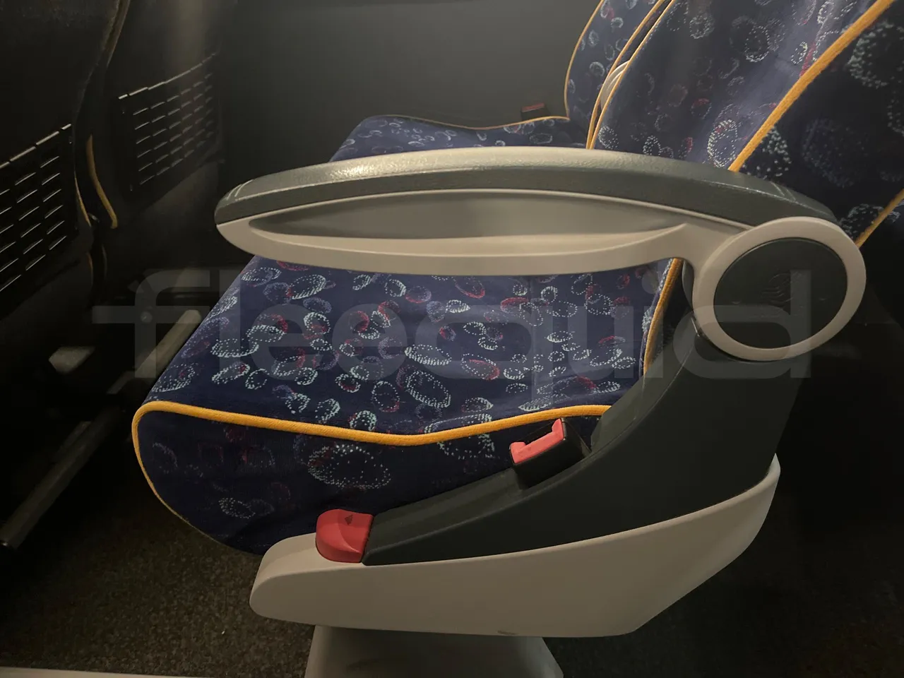 Irizar Scania K380EB - EUR4 - 279kW - 12m - armrest detail photo