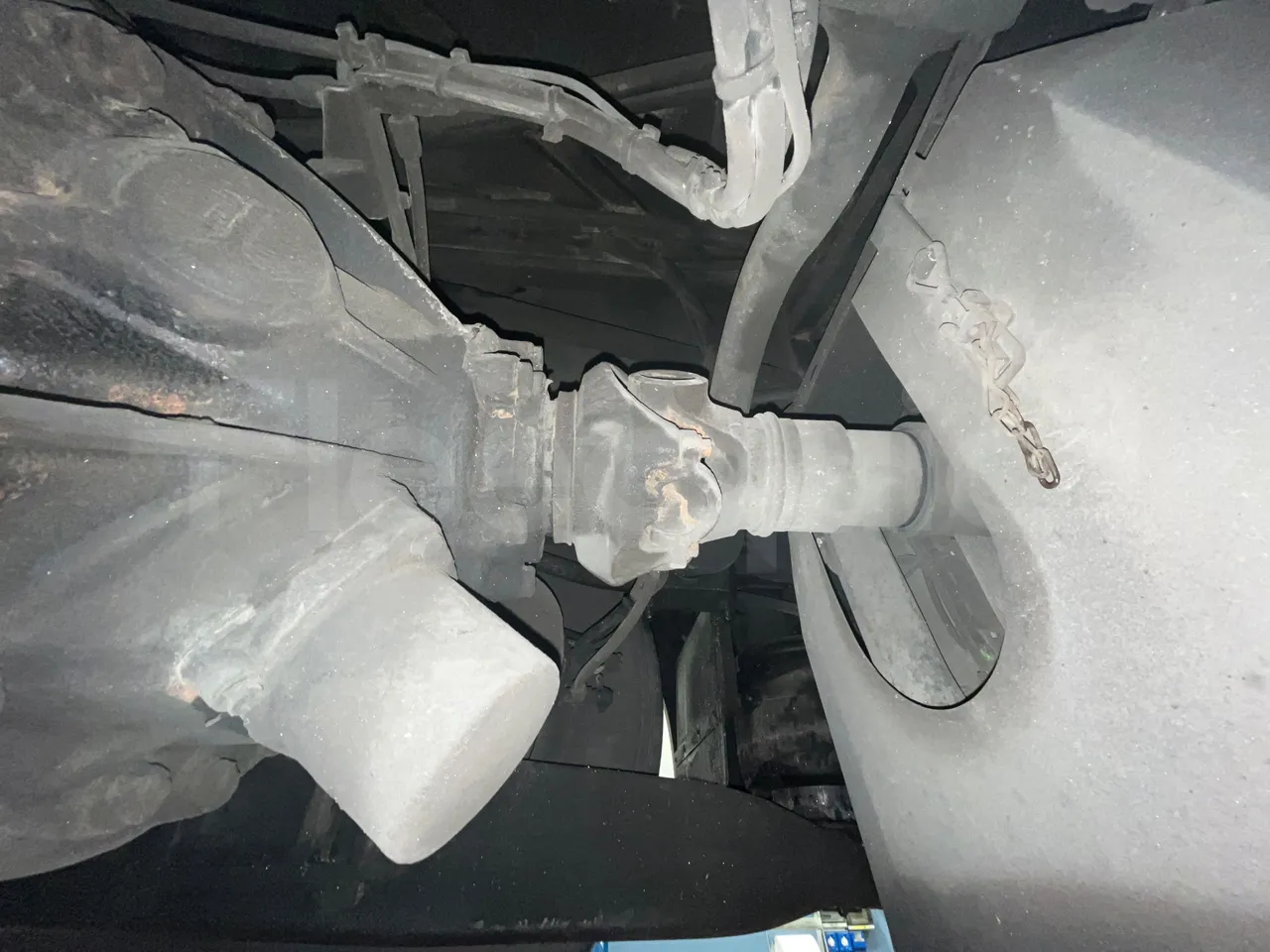 Irizar Scania K380EB - EUR4 - 279kW - 12m - driveshaft photo