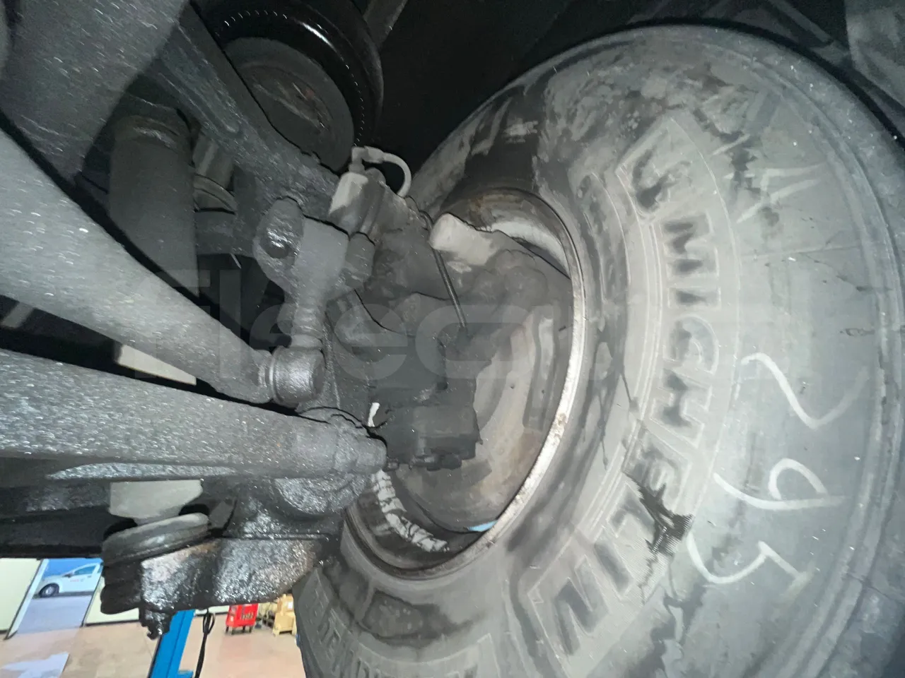 Irizar Scania K380EB - EUR4 - 279kW - 12m - front brake calipers left