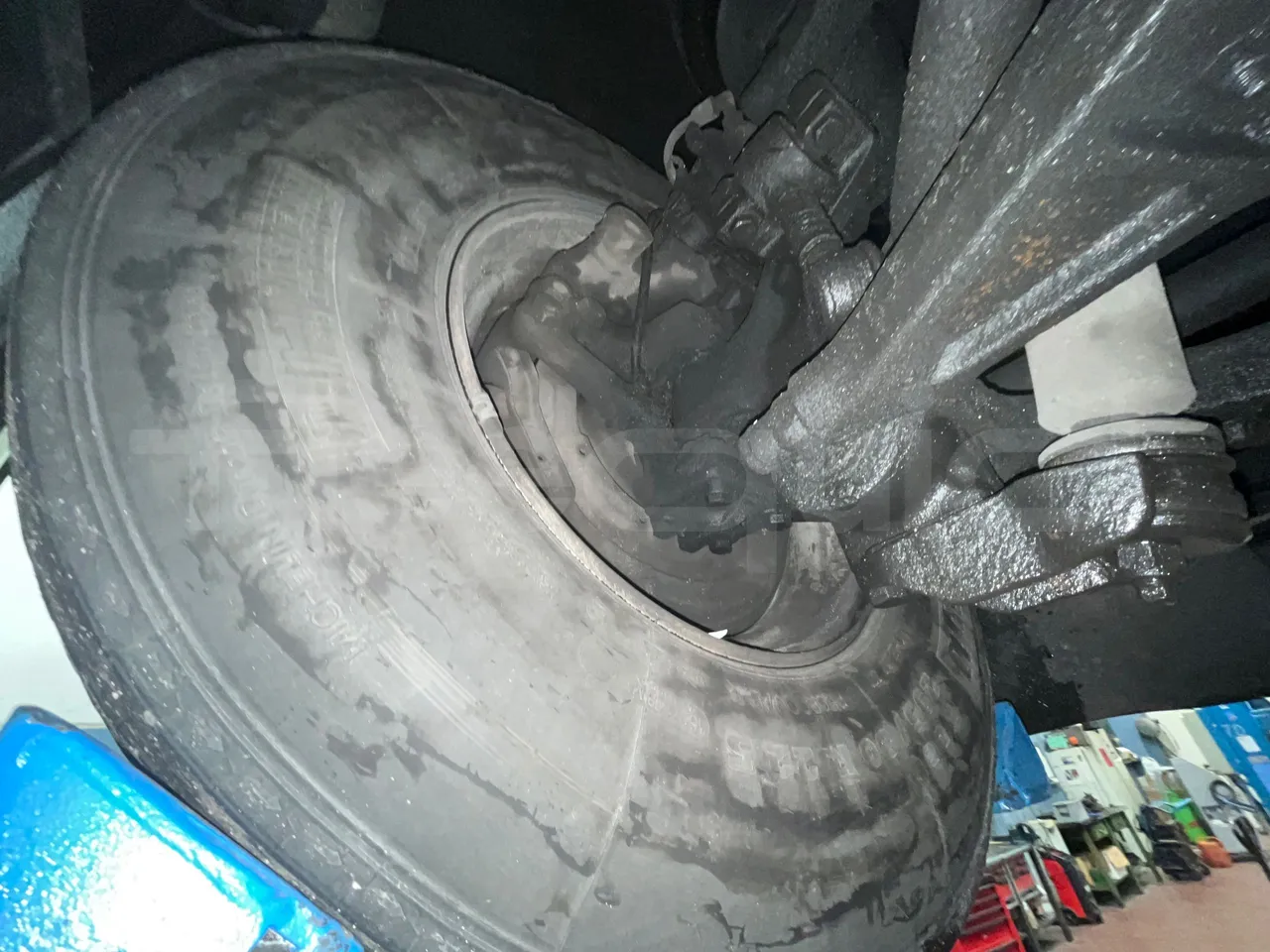 Irizar Scania K380EB - EUR4 - 279kW - 12m - front brake calipers right