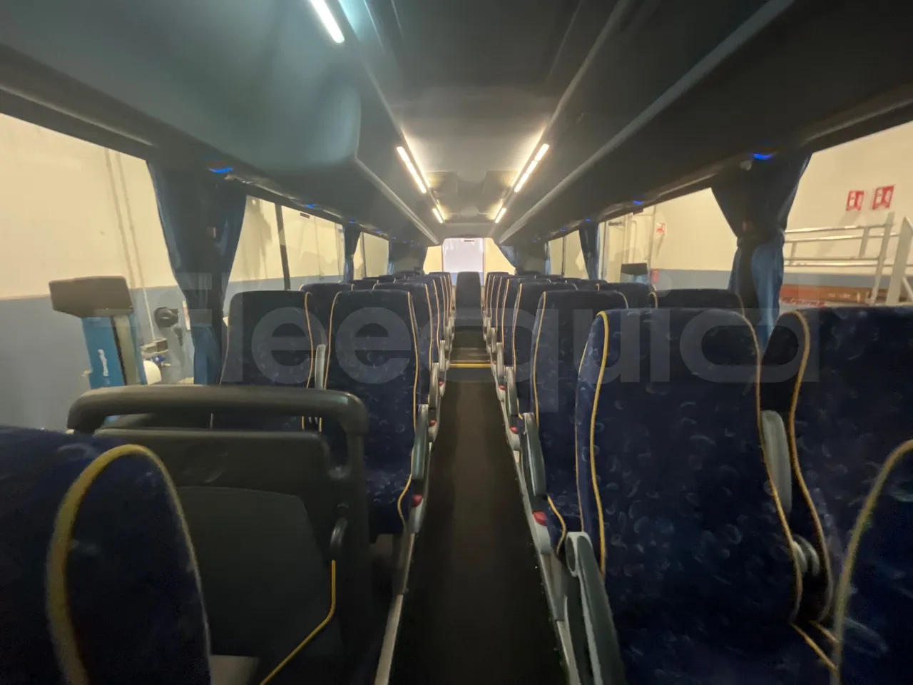 Irizar Scania K380EB - EUR4 - 279kW - 12m - reverse view middle aisle