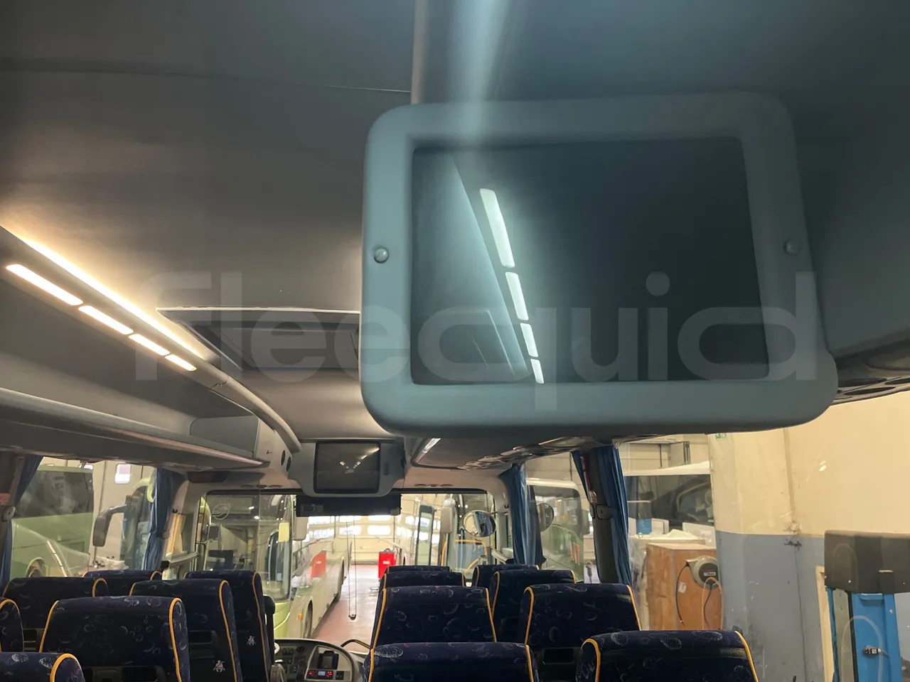 Irizar Scania K380EB - EUR4 - 279kW - 12m - monitor detail photo