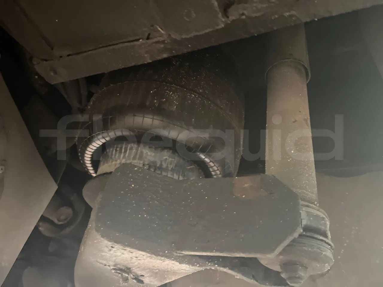 Irizar Scania K380EB - EUR4 - 279kW - 12m - axle 2 shock absorbers 1 left