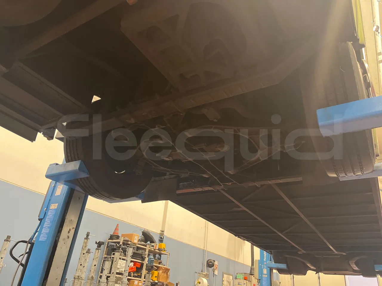 Irizar Scania K380EB - EUR4 - 279kW - 12m - front axle left side