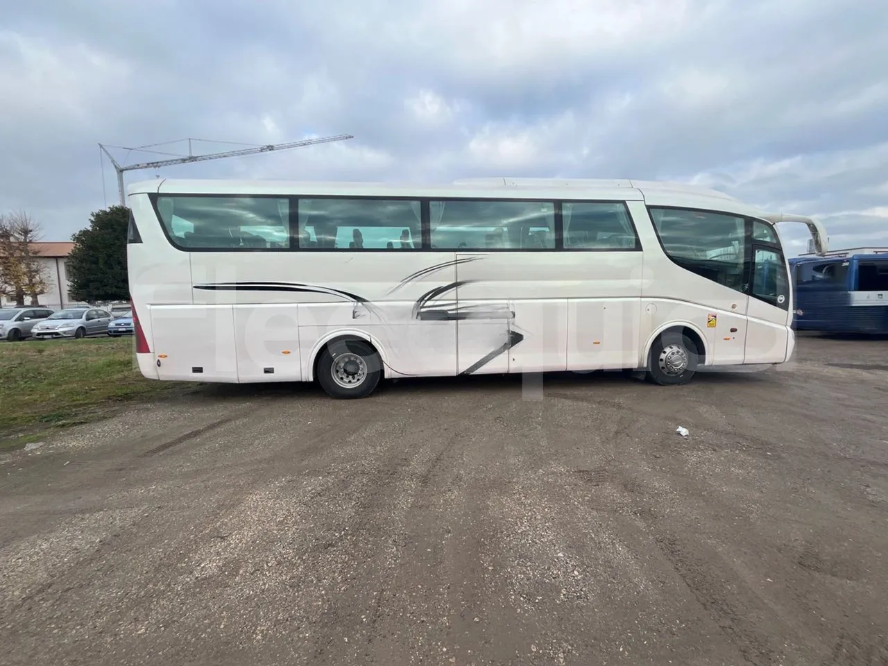 Scania Irizar K124EB / Euro 3 - 309 Kw - 12 Mt - right side doors closed