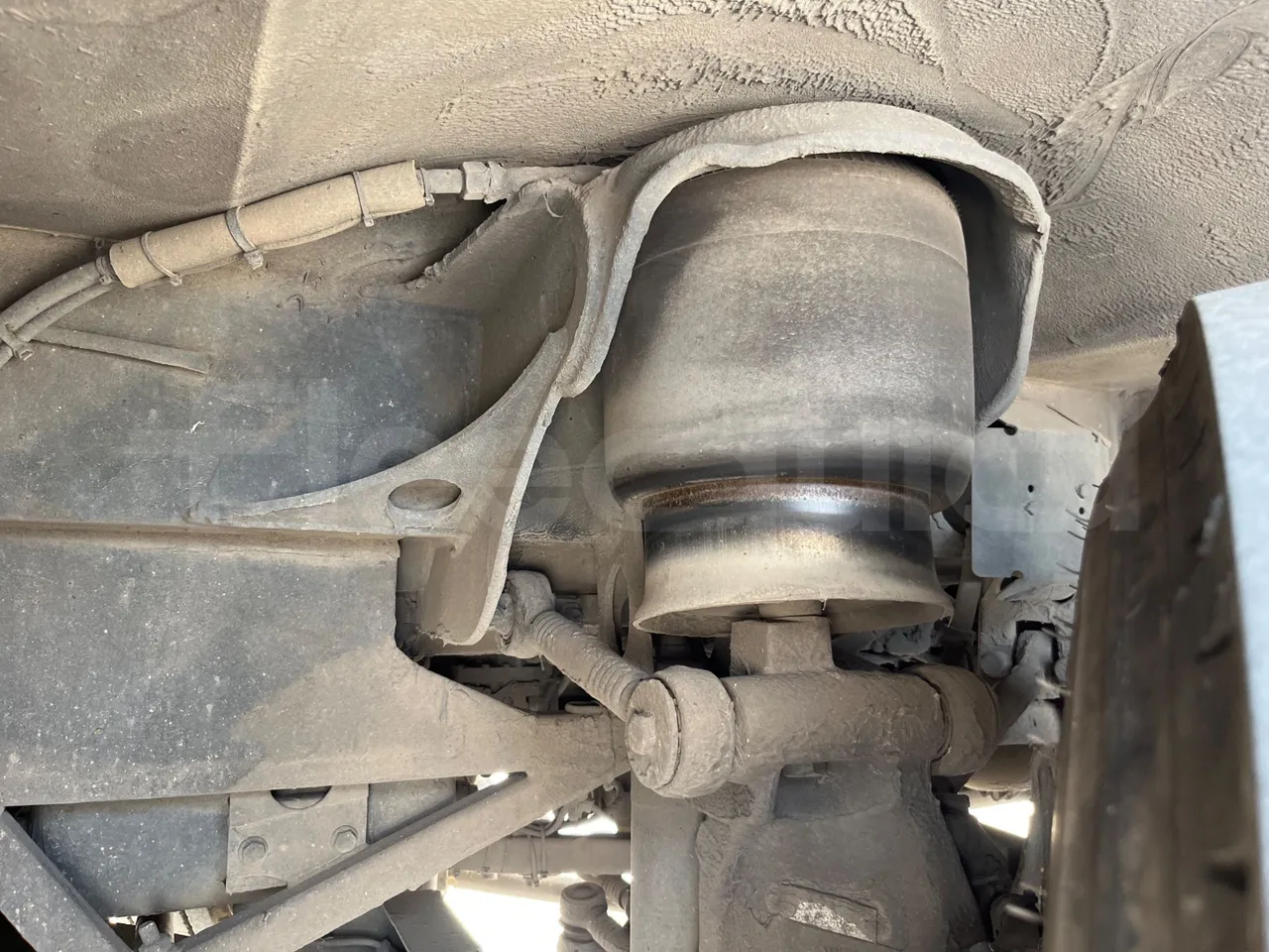 Man Lion's Intercity B.2007.46.008/ Euro 6 - 213 Kw - 12.280 Mt - front air springs right
