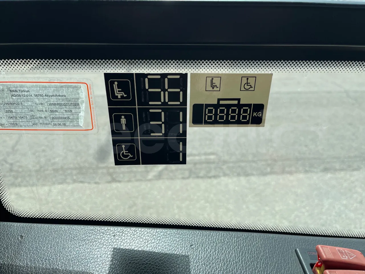Man Lion's Intercity B.2007.46.008/ Euro 6 - 213 Kw - 12.280 Mt - seat plate photo