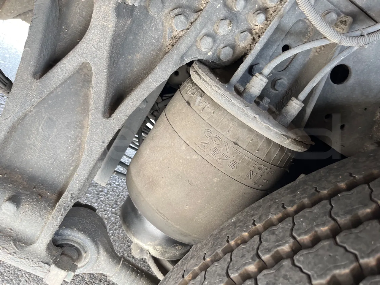 Man Lion's Intercity B.2007.46.008/ Euro 6 - 213 Kw - 12.280 Mt - axle 2 shock absorbers 1 left