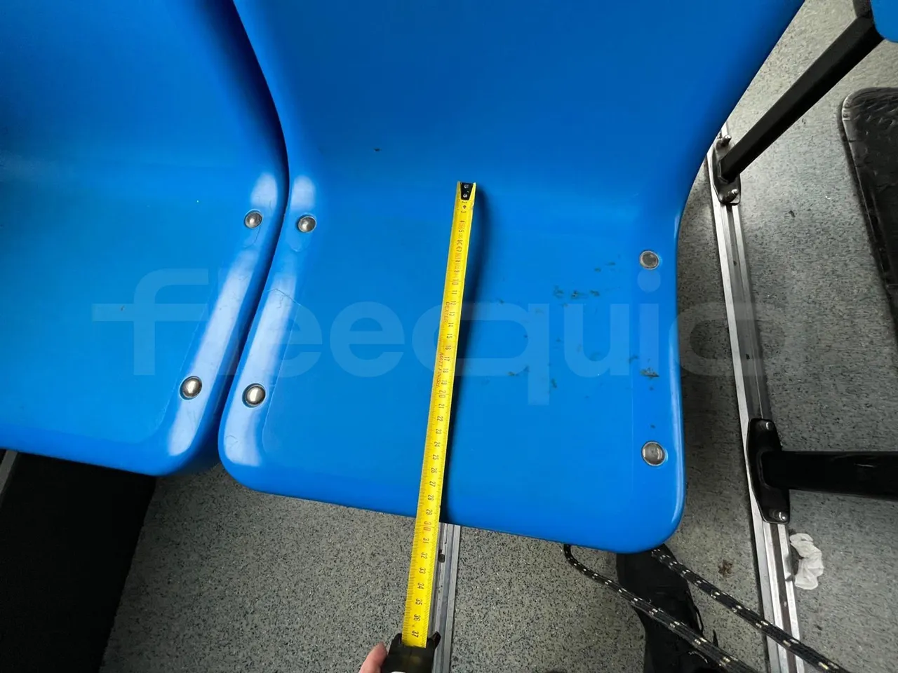 Iveco Daily A40C/26 - EUR3 - 92kW - 6.948m - single seat detail