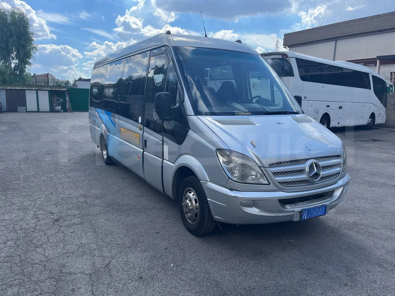 Mercedes-Benz Sprinter - Base cover photo