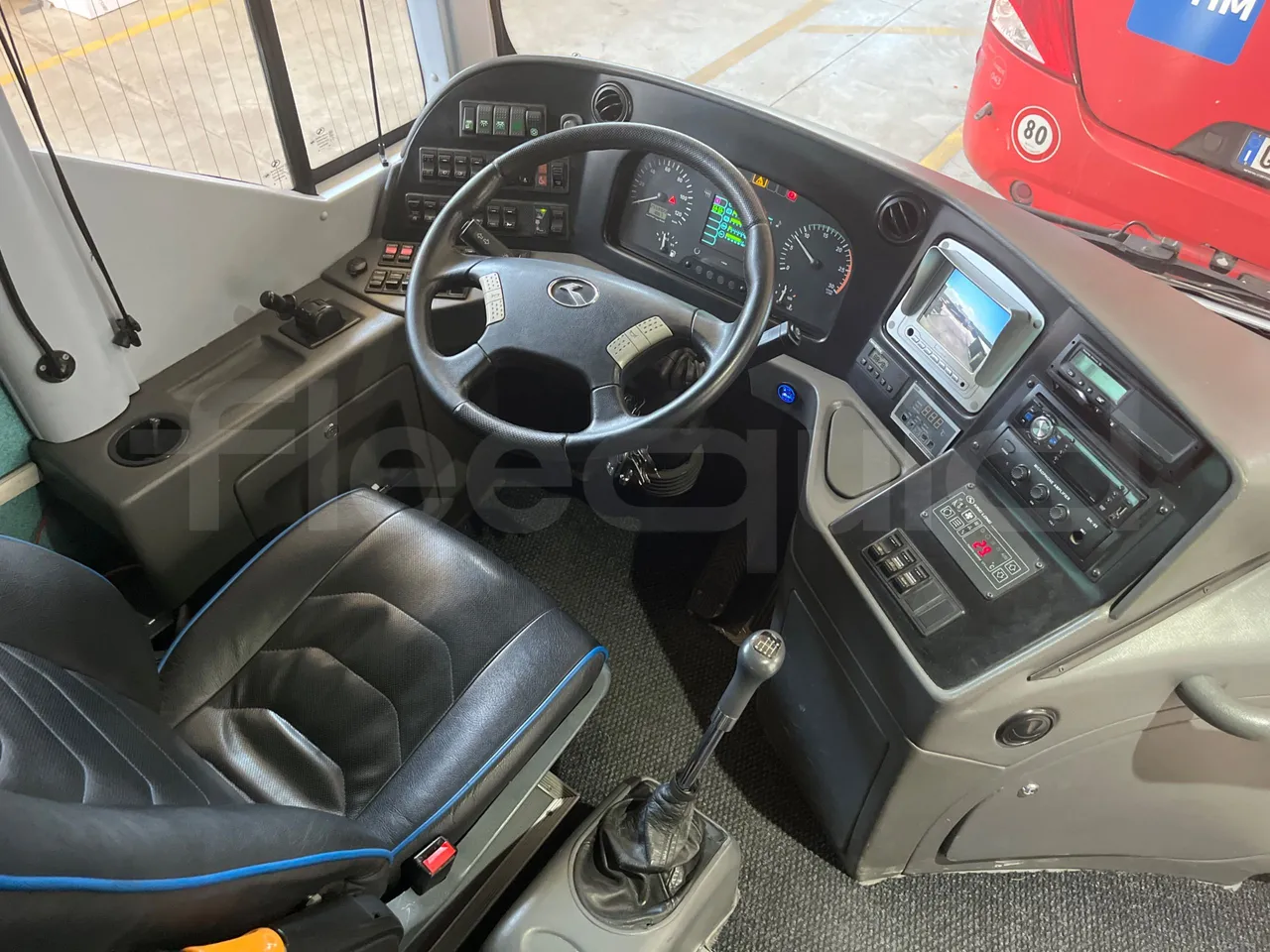 King Long XMQ6900 XMQ6900/ Euro 6 - 204 Kw - 8,995 Mt - buttons panels on (mandatory for bus to scrap)
