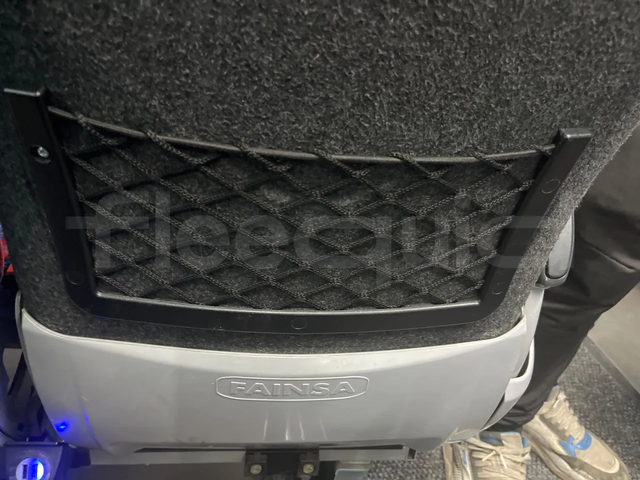 King Long XMQ6900 XMQ6900/ Euro 6 - 204 Kw - 8,995 Mt - mesh detail photo