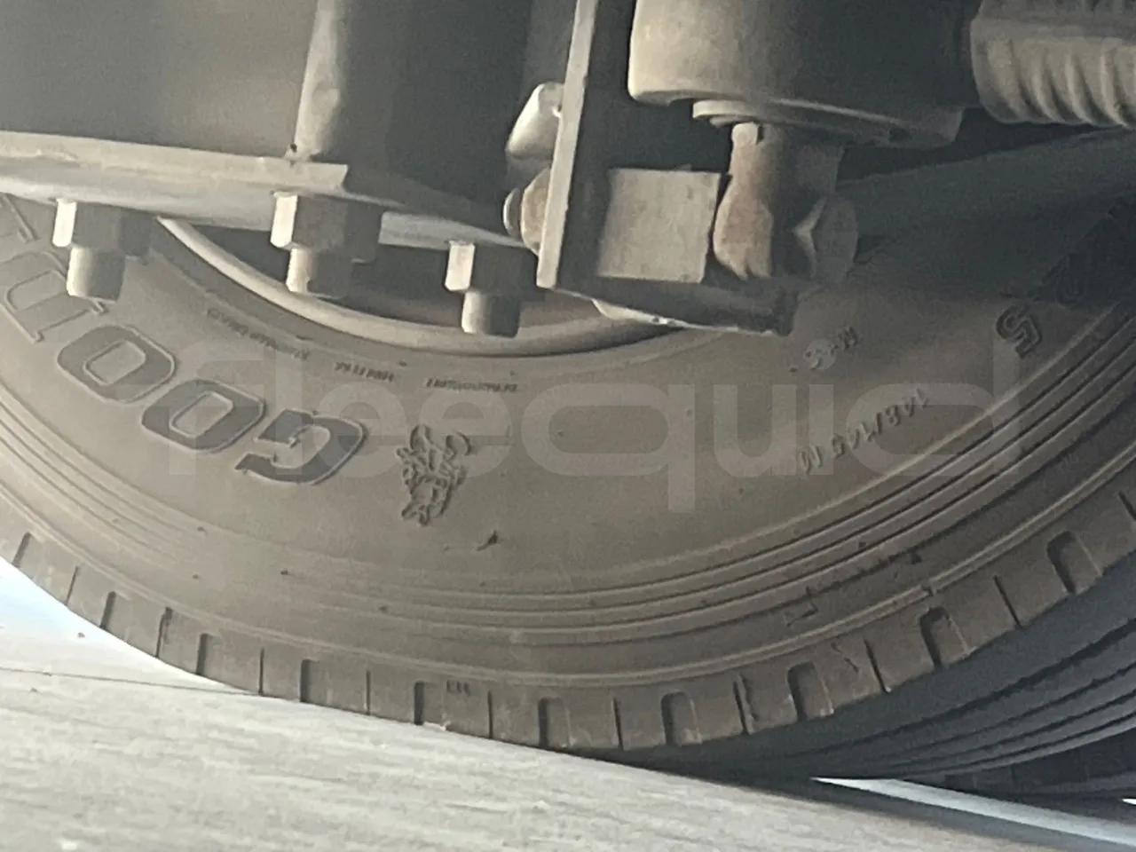 King Long XMQ6900 XMQ6900/ Euro 6 - 204 Kw - 8,995 Mt - axle 2 discs left